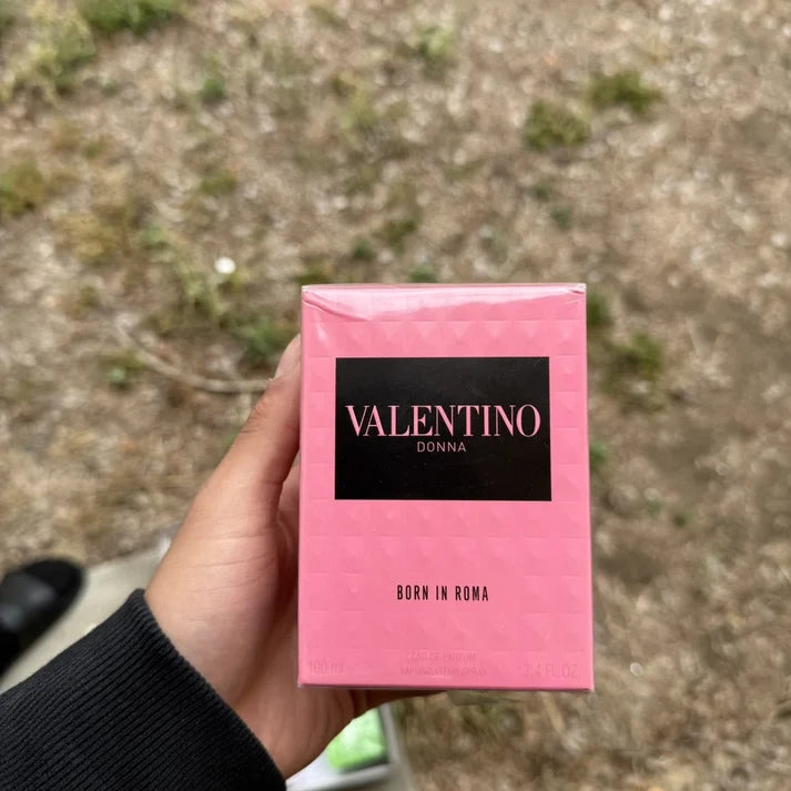 Valentino Donna 3.4 oz Eau de Parfum Spray for Women